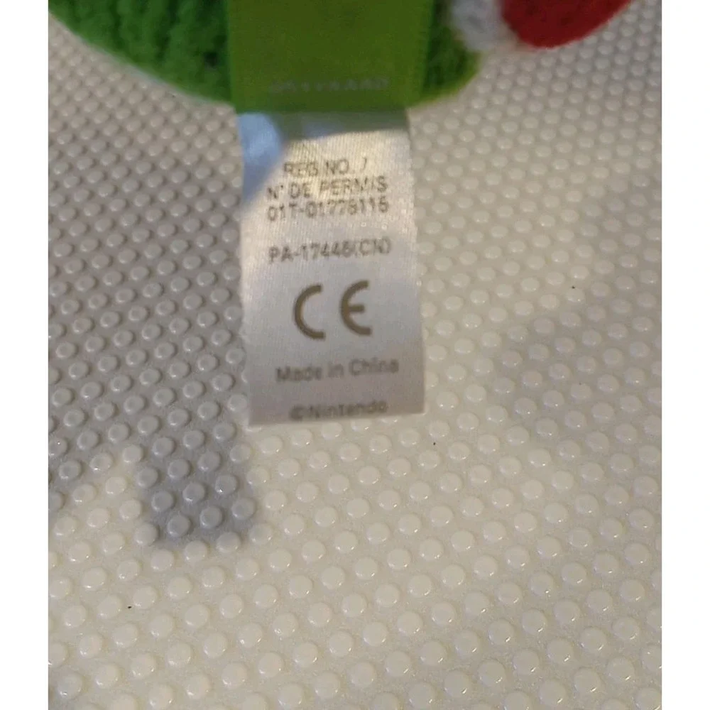 Nintendo Yarn Yoshi Amiibo Green Woolly World 3 Inch Yarn Plush Toy‎